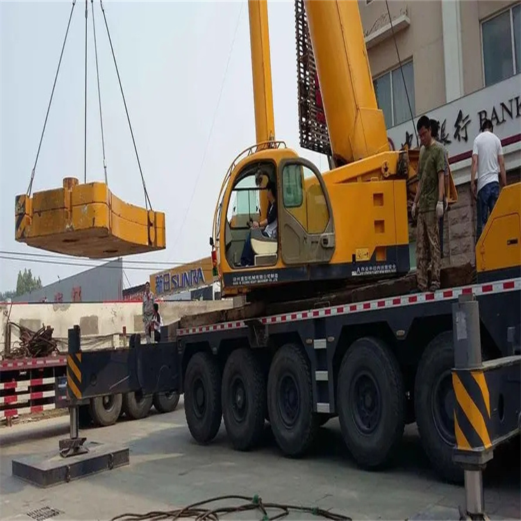 成武当地吊车出租|机器吊装|75吨|工厂搬迁服务